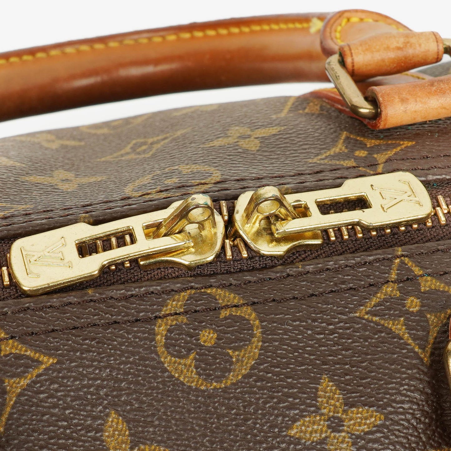 Louis Vuitton Keepall 45 Bandoulière Travel Bag in Monogram Canvas