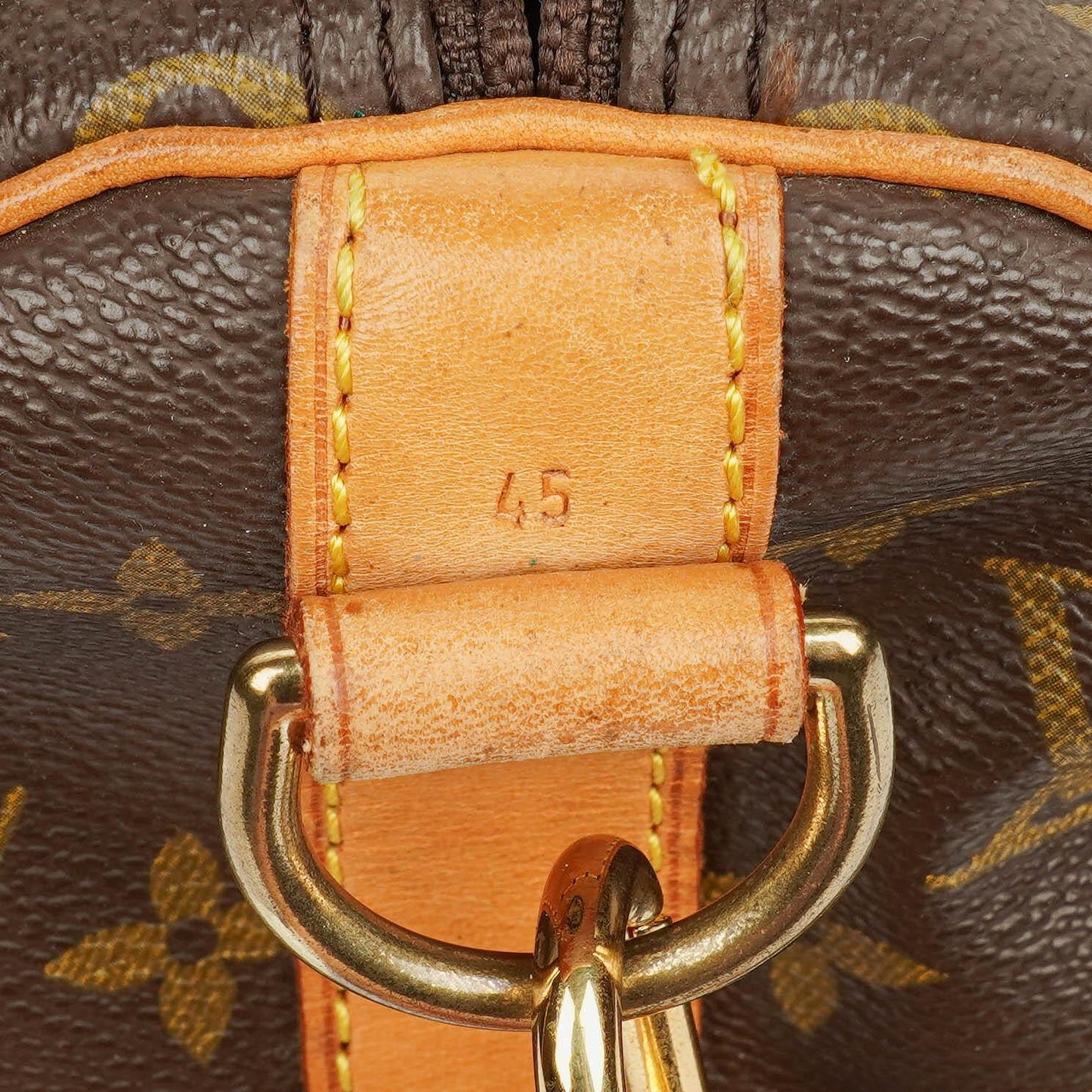 Louis Vuitton Keepall 45 Bandoulière Travel Bag in Monogram Canvas