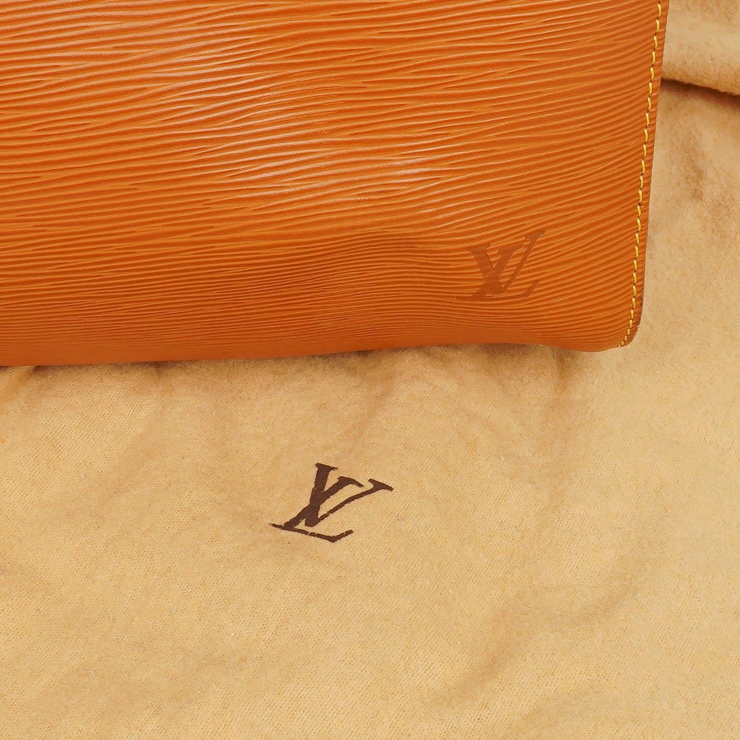 Louis Vuitton Keepall 45 Cognac EPI Leather Travel Bag