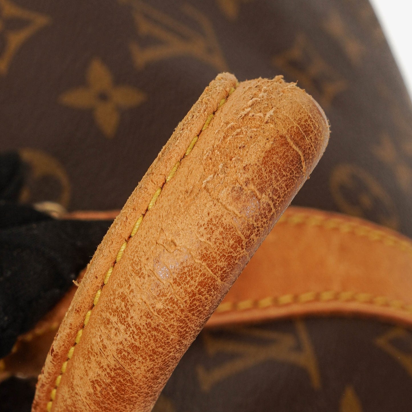 Louis Vuitton Keepall 45 Travel Bag in Monogram Canvas
