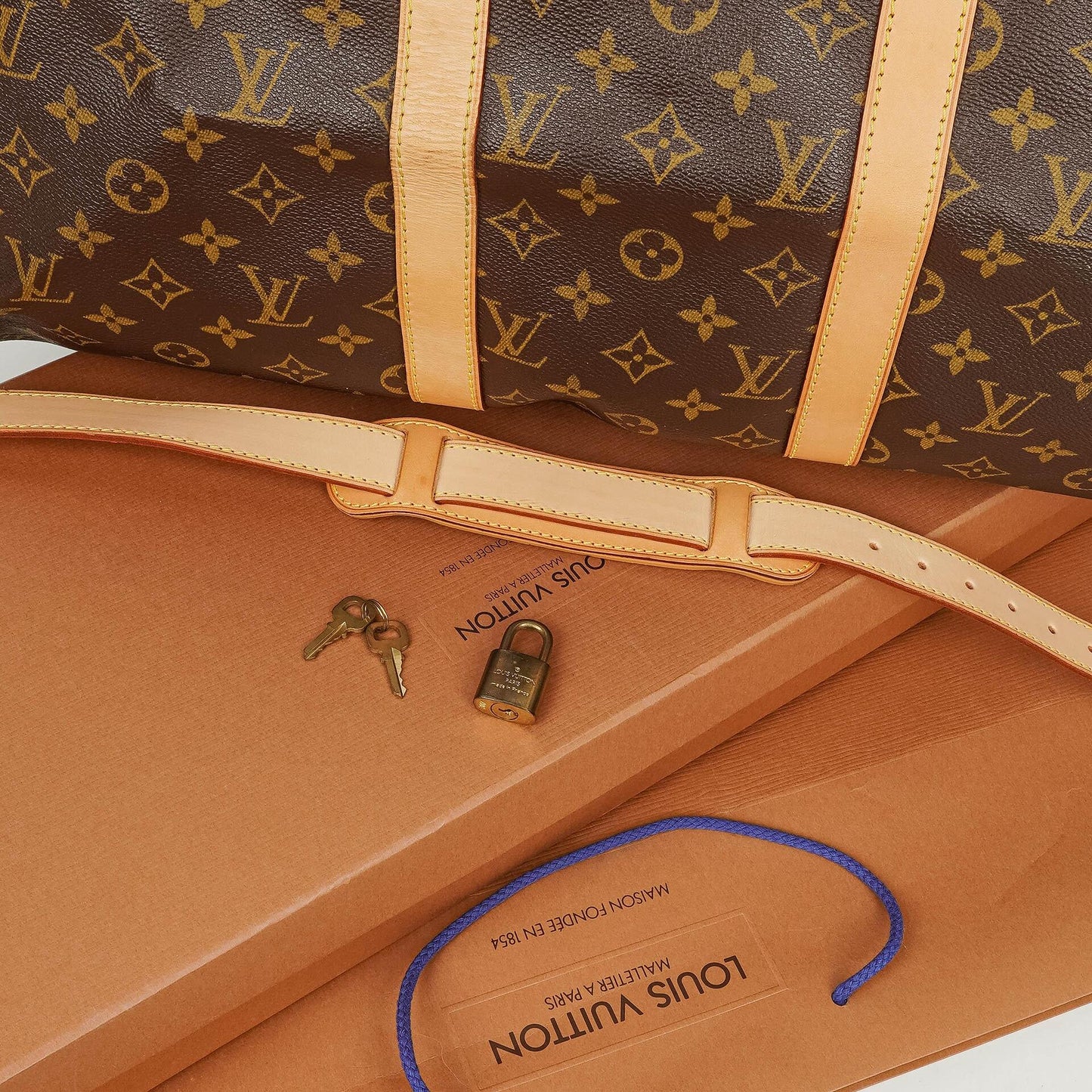 Louis Vuitton Keepall 50 Bandoulière Monogram Canvas Travel Bag