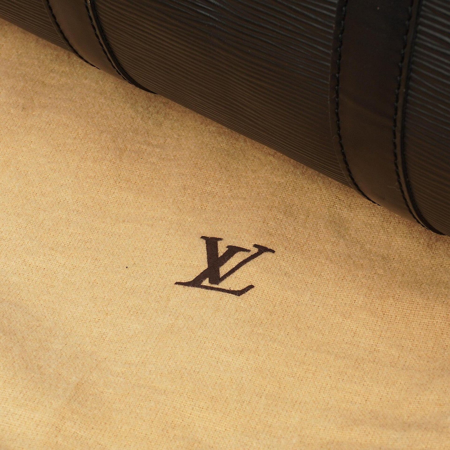 Louis Vuitton Keepall 50 Black EPI Leather Travel Bag