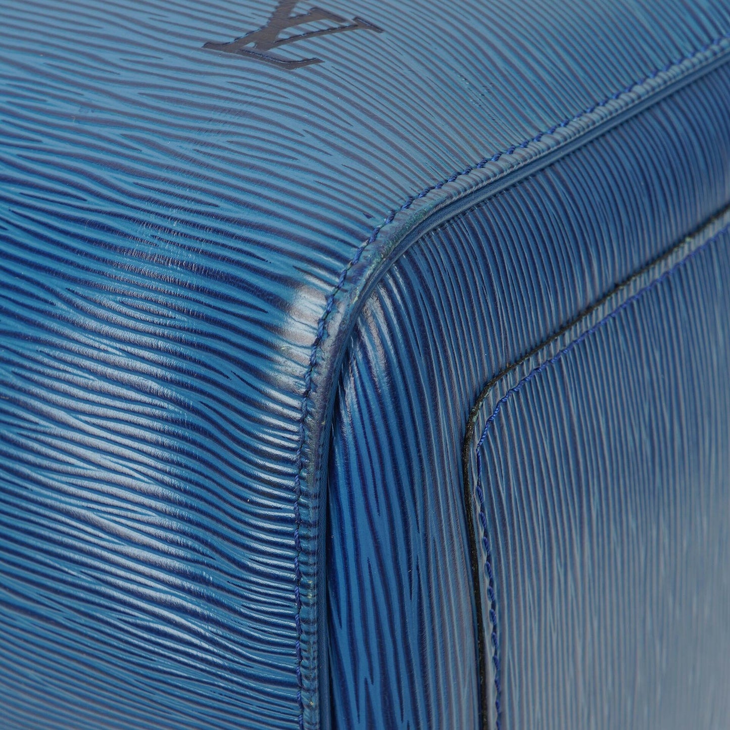 Louis Vuitton Keepall 50 Blue EPI Leather Travel Bag