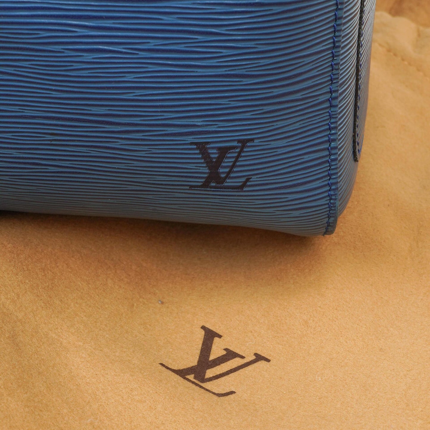 Louis Vuitton Keepall 50 Blue EPI Leather Travel Bag