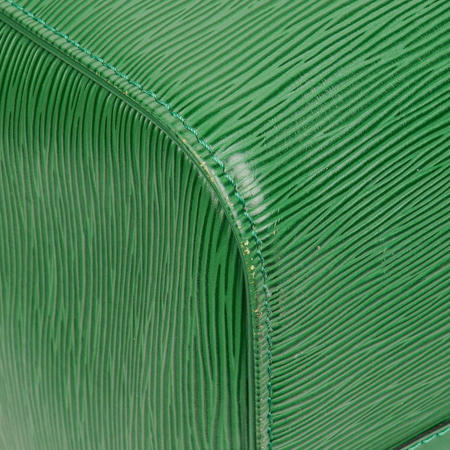 Louis Vuitton Keepall 50 Green EPI Leather Travel Bag