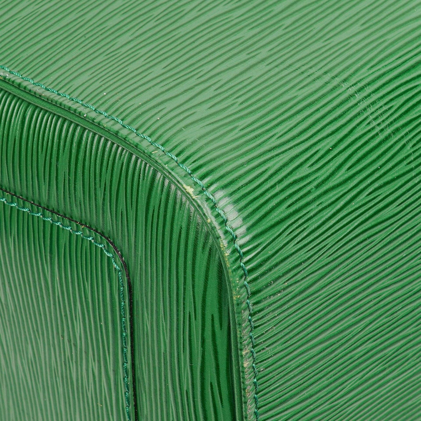 Louis Vuitton Keepall 50 Green EPI Leather Travel Bag