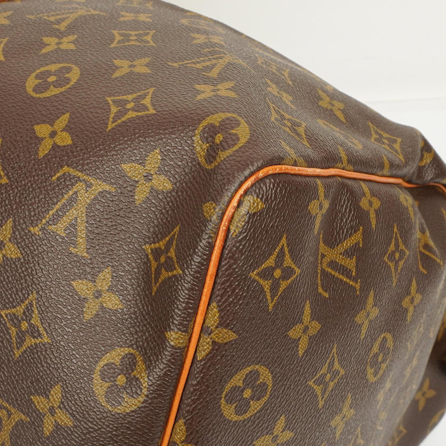 Louis Vuitton Keepall 50 Monogram Canvas Travel Bag