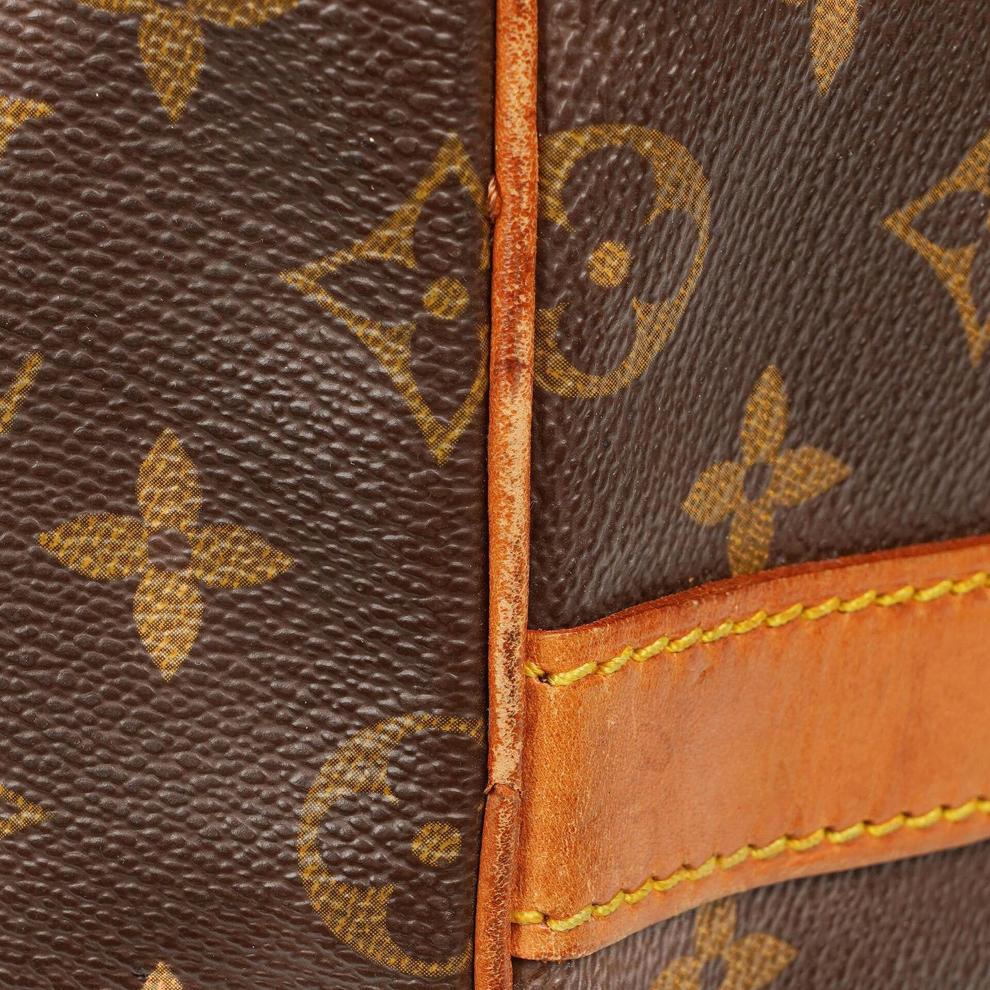 Louis Vuitton Keepall 55 Bandoulière Monogram Canvas Travel Bag