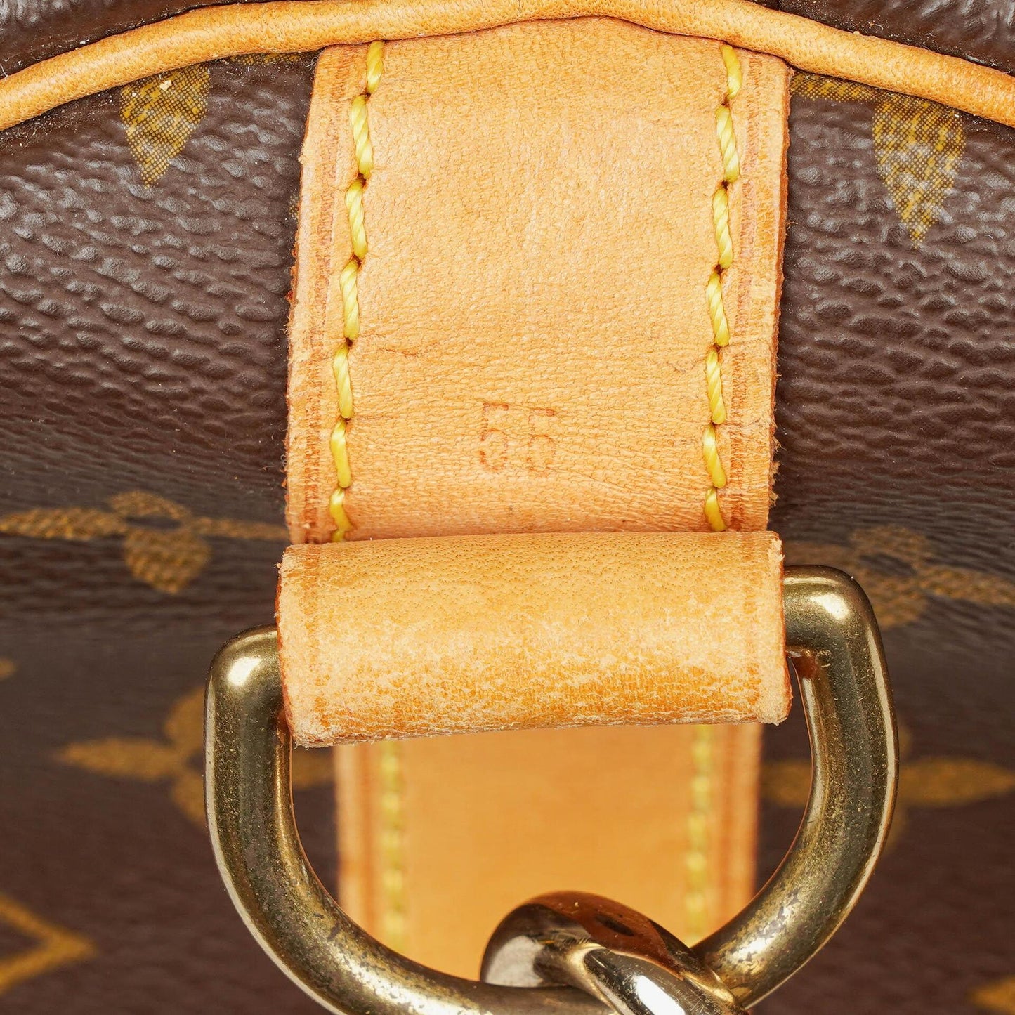 Louis Vuitton Keepall 55 Bandoulière Monogram Canvas Travel Bag