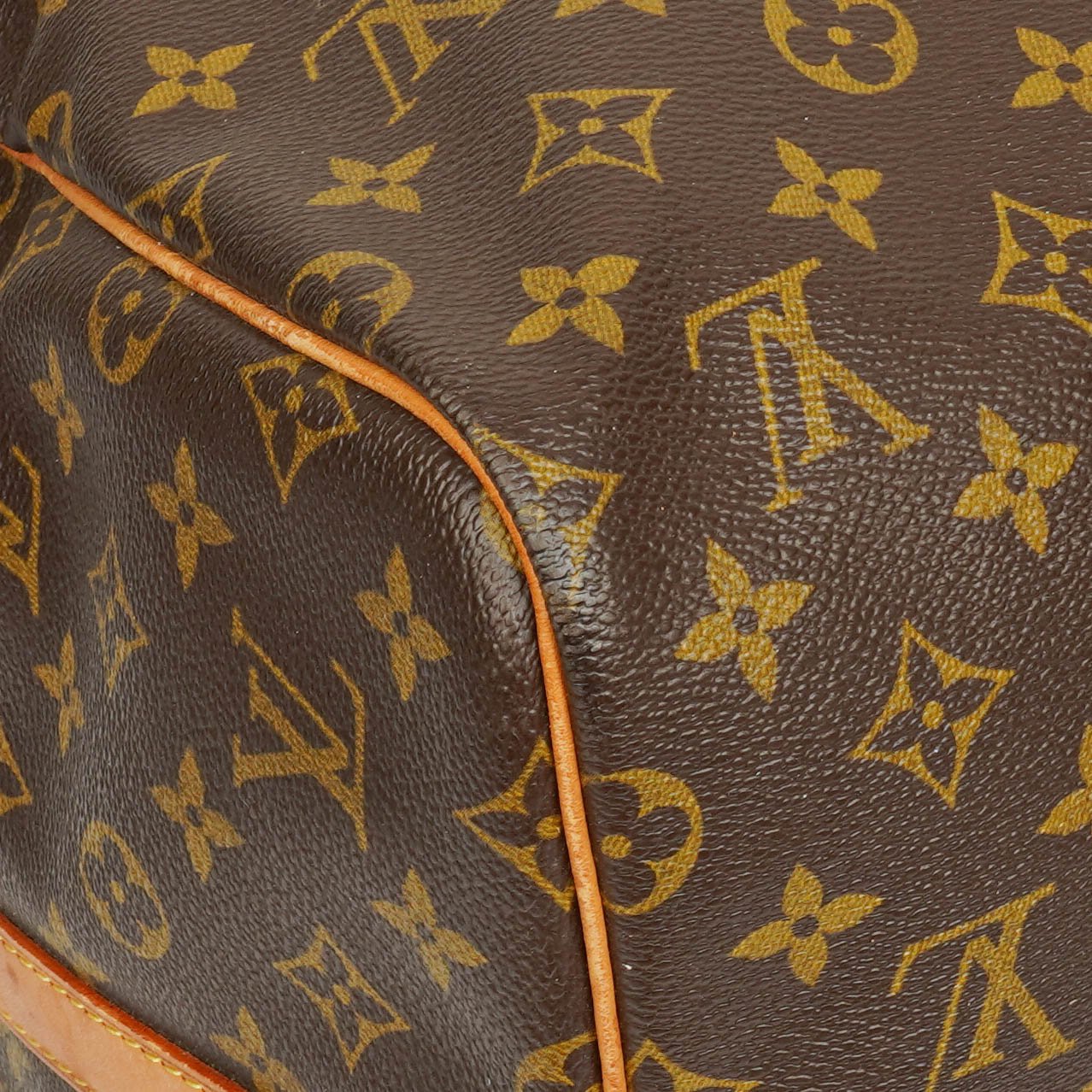 Louis Vuitton Keepall 55 Bandoulière Monogram Canvas Travel Bag