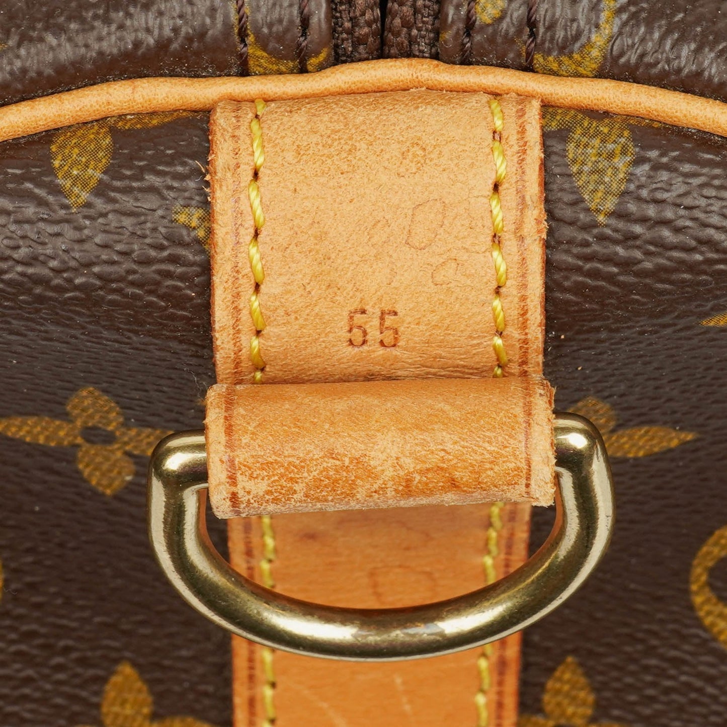 Louis Vuitton Keepall 55 Bandoulière Monogram Canvas Travel Bag