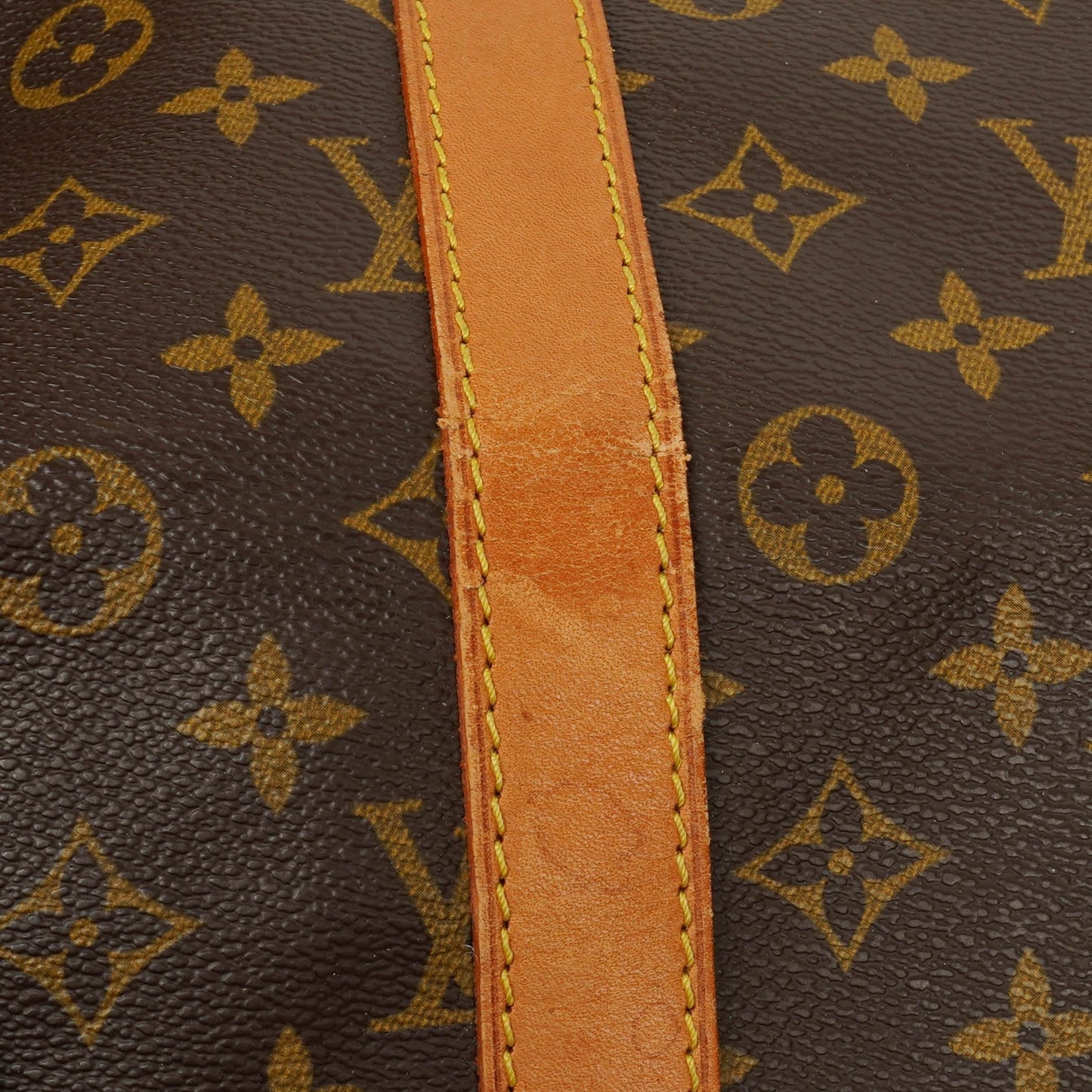 Louis Vuitton Keepall 55 Bandoulière Monogram Canvas Travel Bag