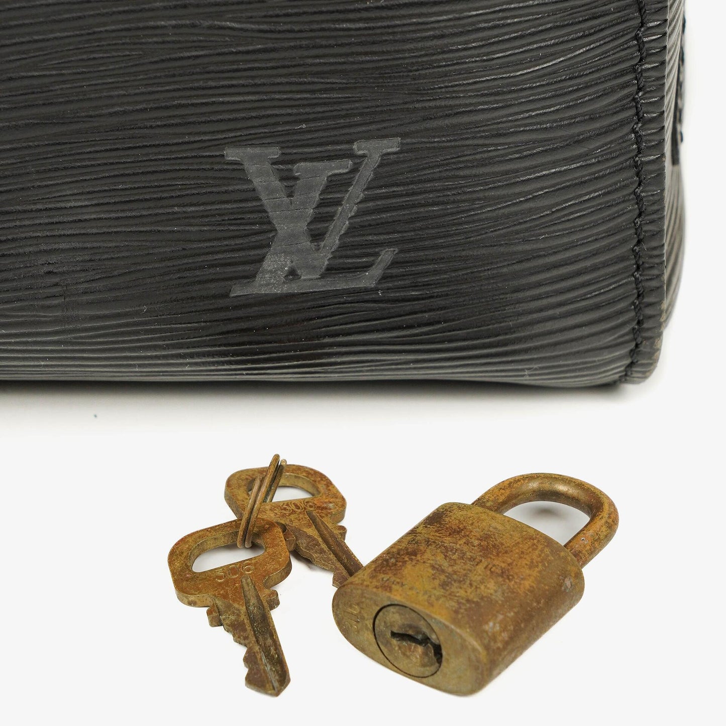 Louis Vuitton Keepall 55 Black EPI Leather Travel Bag
