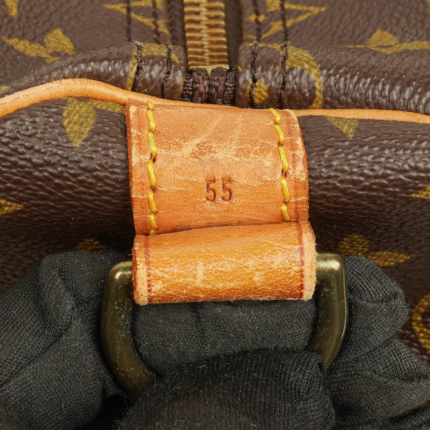 Louis Vuitton Keepall 55 Bandoulière Monogram Canvas Travel Bag