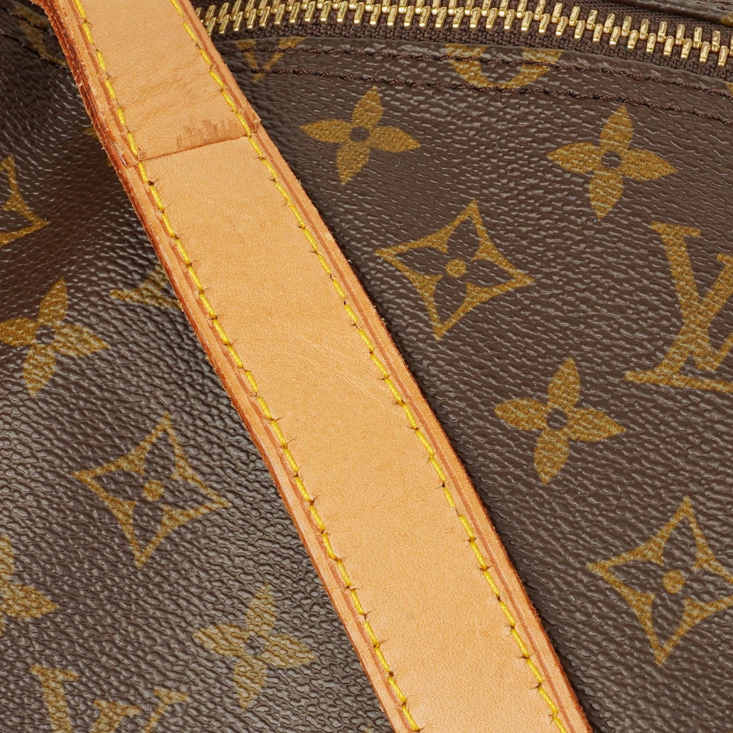Louis Vuitton Keepall 60 Bandoulière Monogram Canvas Travel Bag
