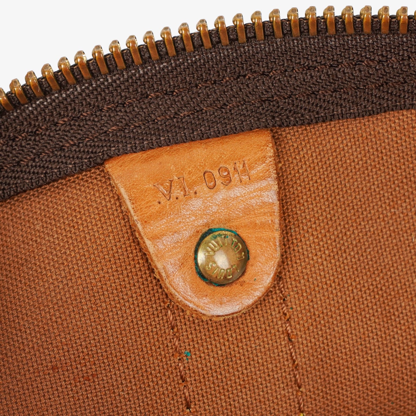 Louis Vuitton Keepall 60 Bandoulière Monogram Canvas Travel Bag