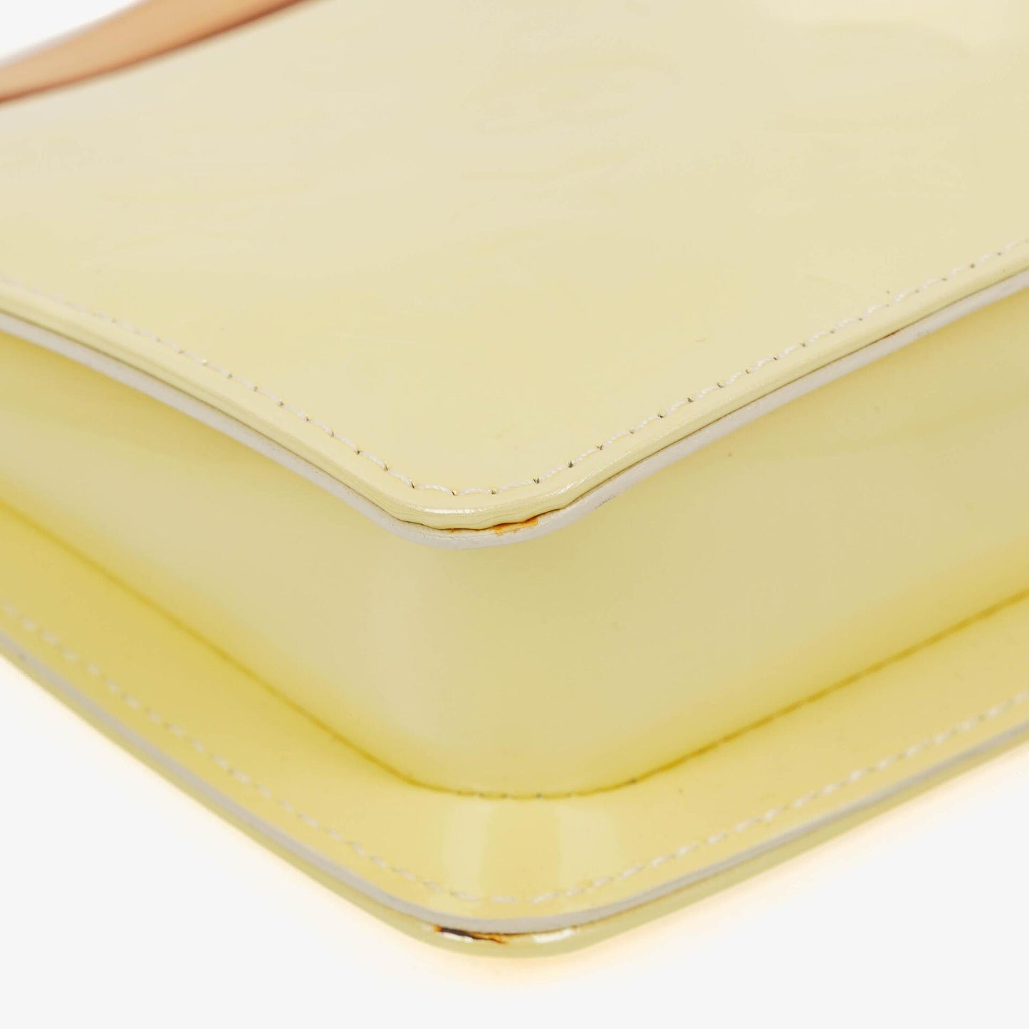 Louis Vuitton Lexington Monogram Vernis Perle Pouch