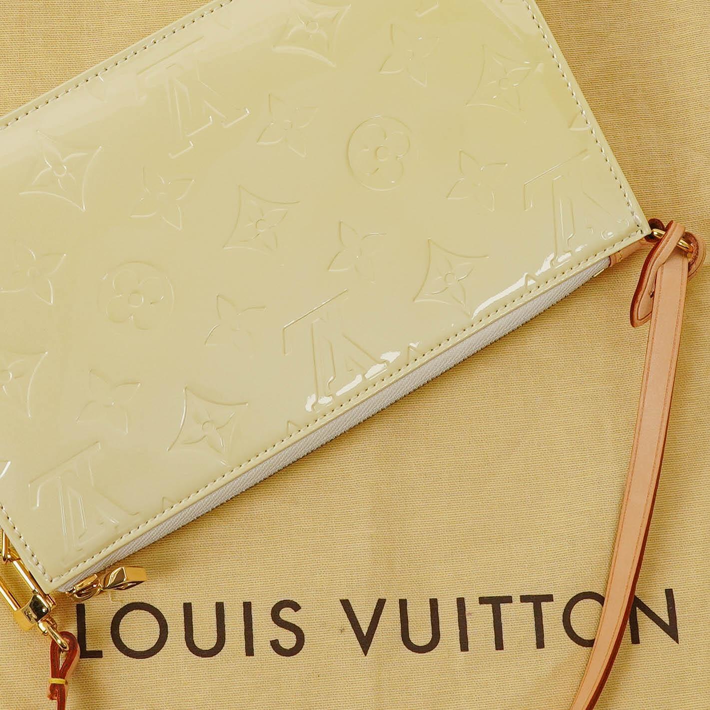 Louis Vuitton Lexington Monogram Vernis Perle Pouch