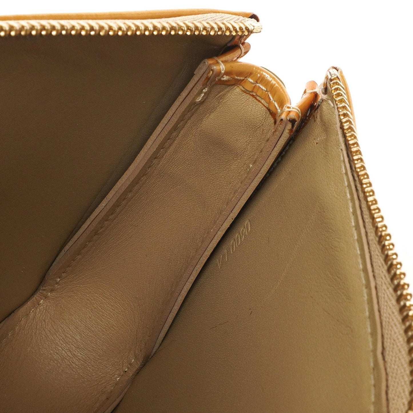 Louis Vuitton Lexington Yellow Monogram Vernis Clutch Handbag
