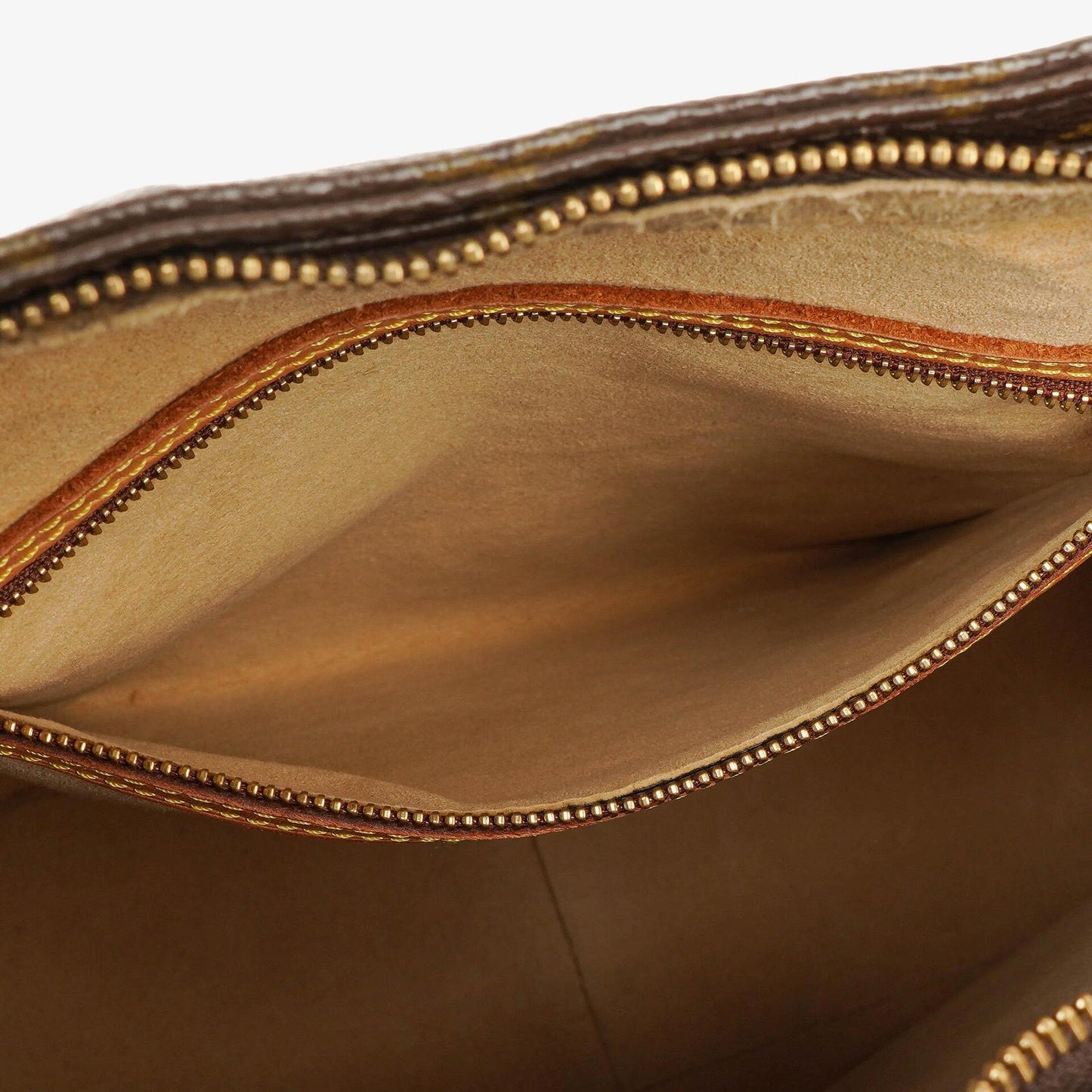 Louis Vuitton Looping GM Monogram Shoulder Bag