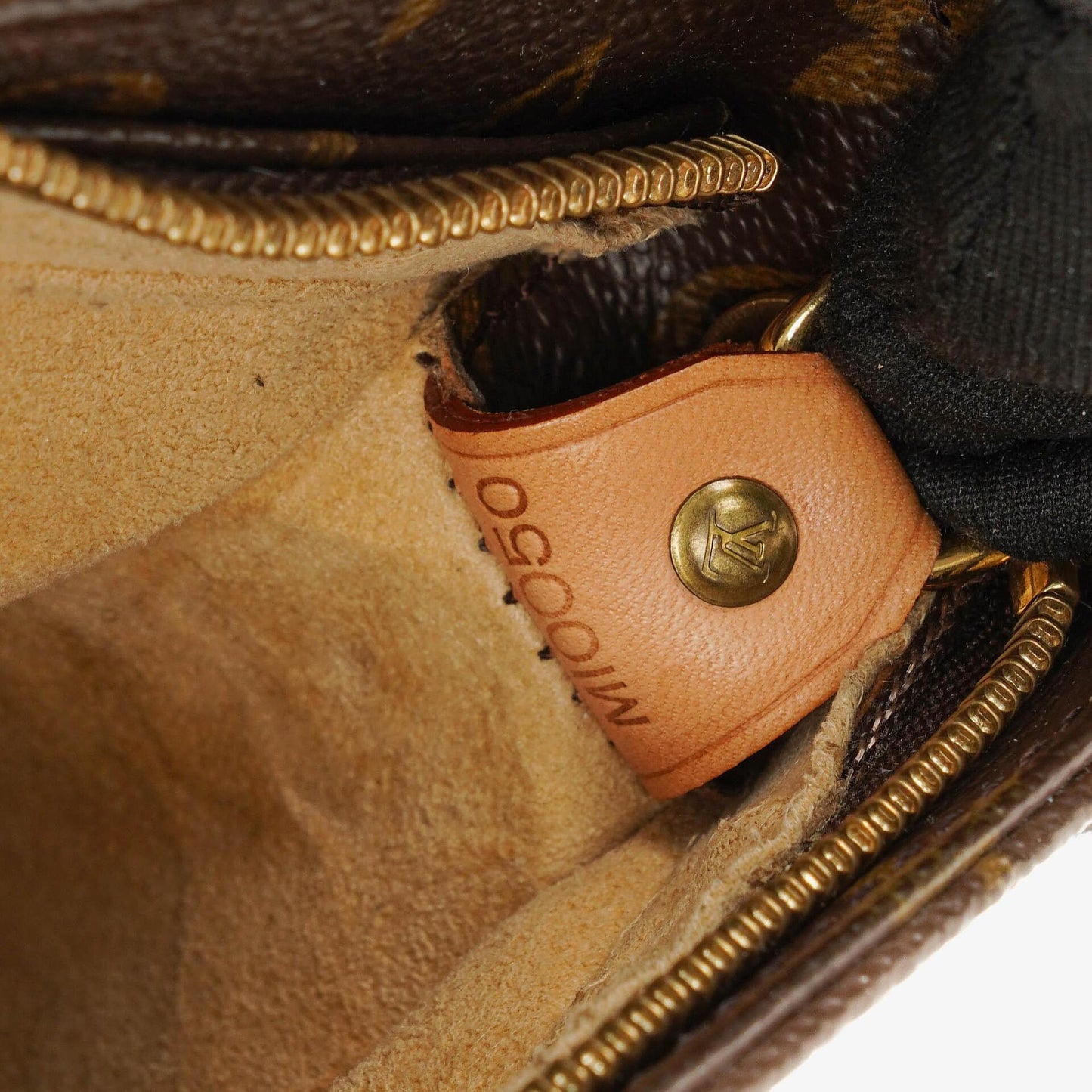 Louis Vuitton Looping GM Monogram Shoulder Bag
