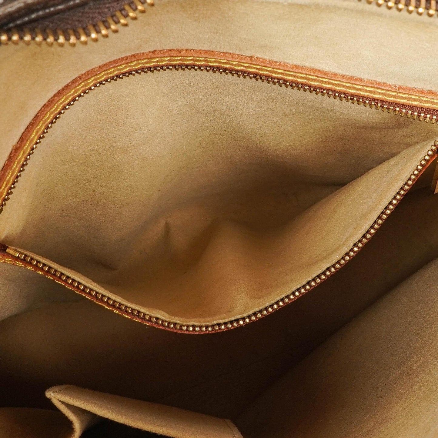 Louis Vuitton Looping GM Monogram Shoulder Bag