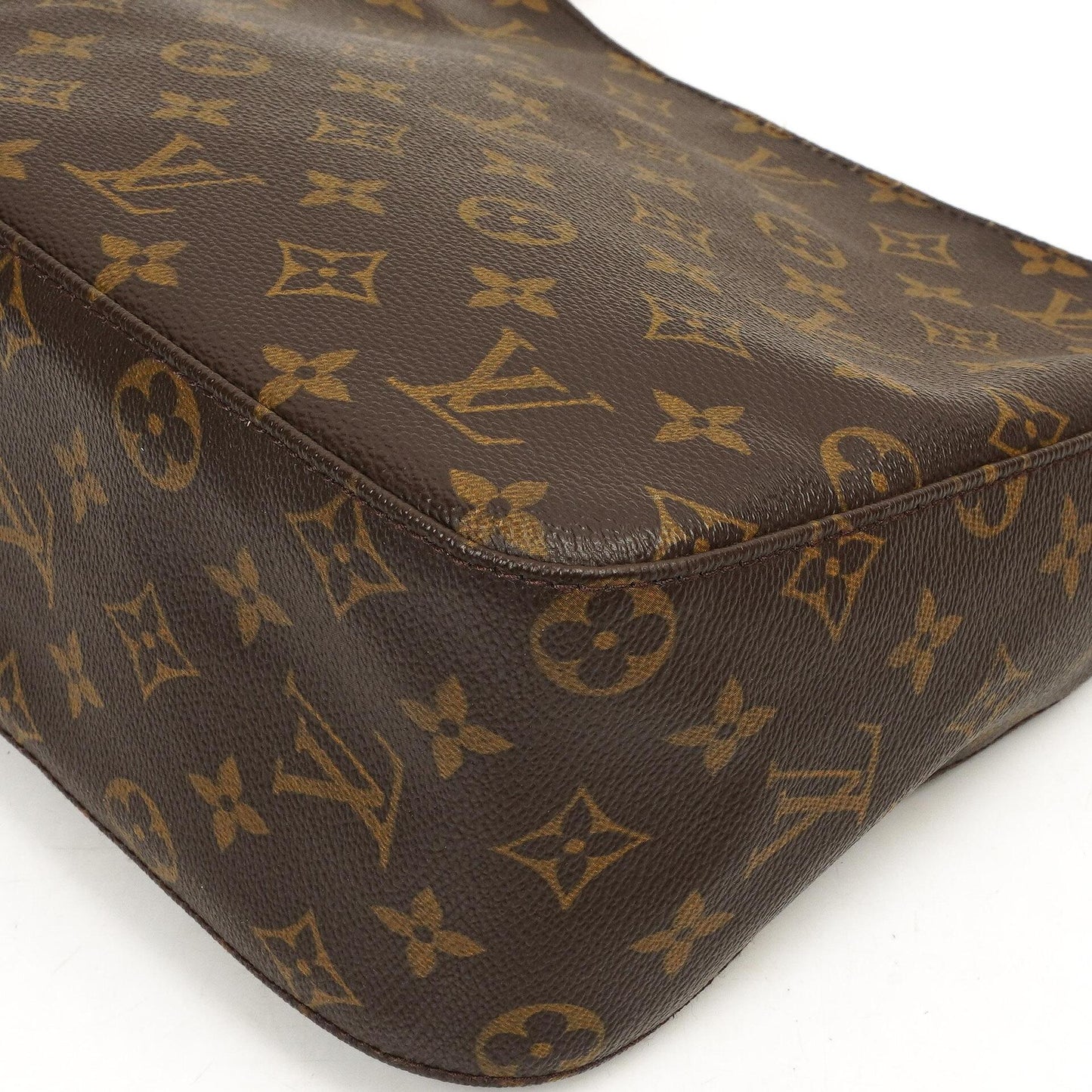 Louis Vuitton Looping MM Monogram Canvas Bag