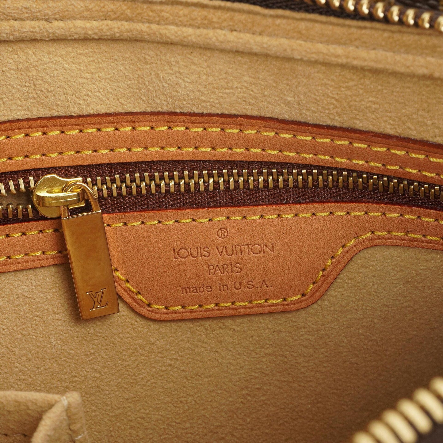 Louis Vuitton Looping MM Monogram Canvas Bag