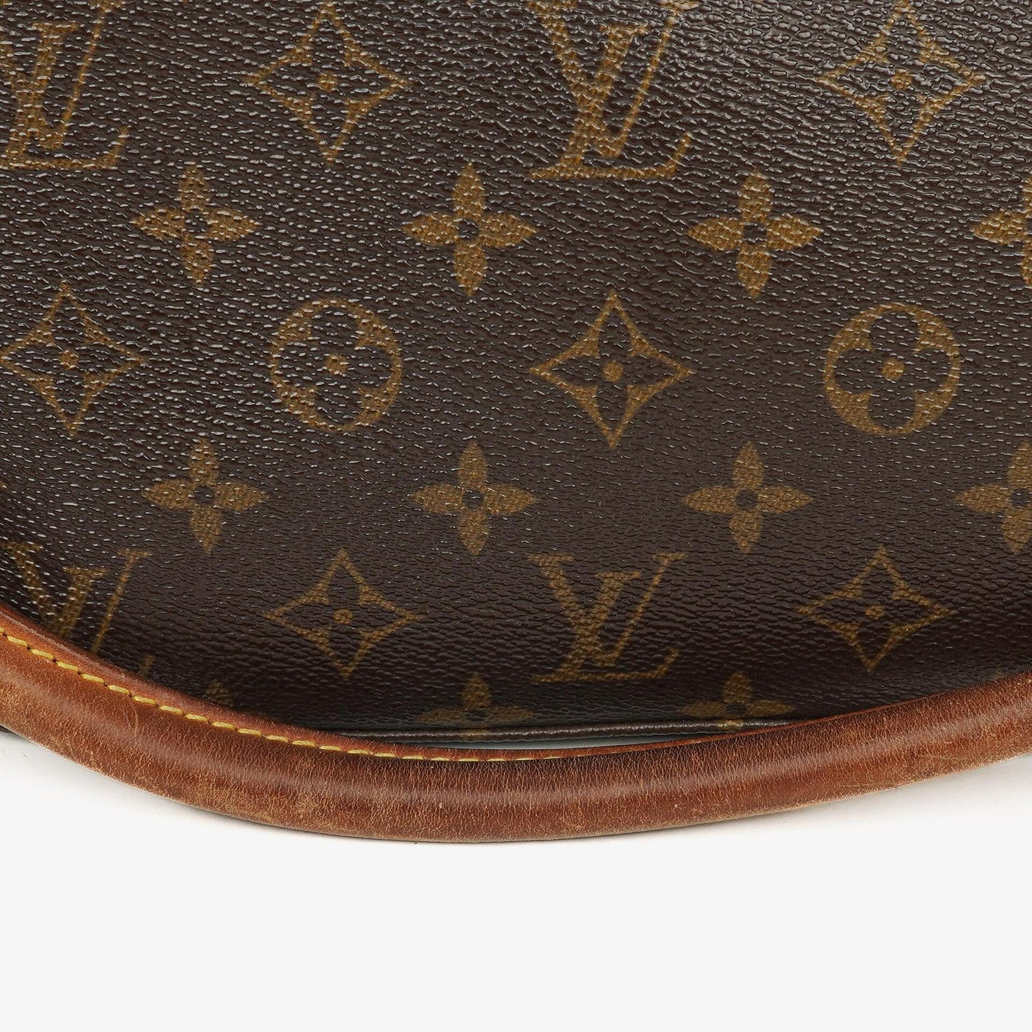 Louis Vuitton Looping MM Monogram Canvas Bag