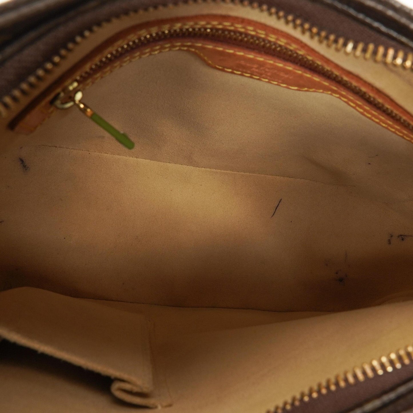 Louis Vuitton Looping MM Monogram Canvas Bag