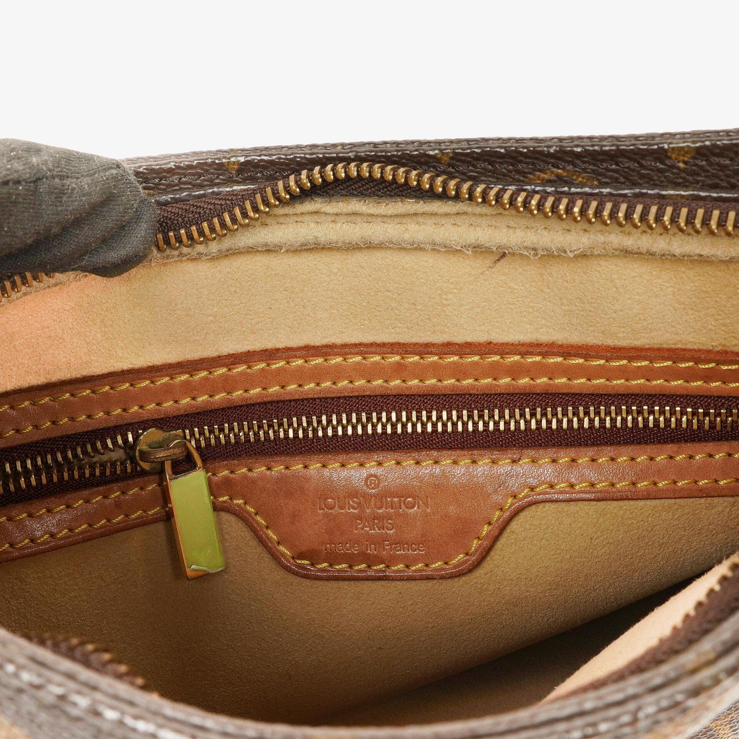 Louis Vuitton Looping MM Monogram Canvas Bag