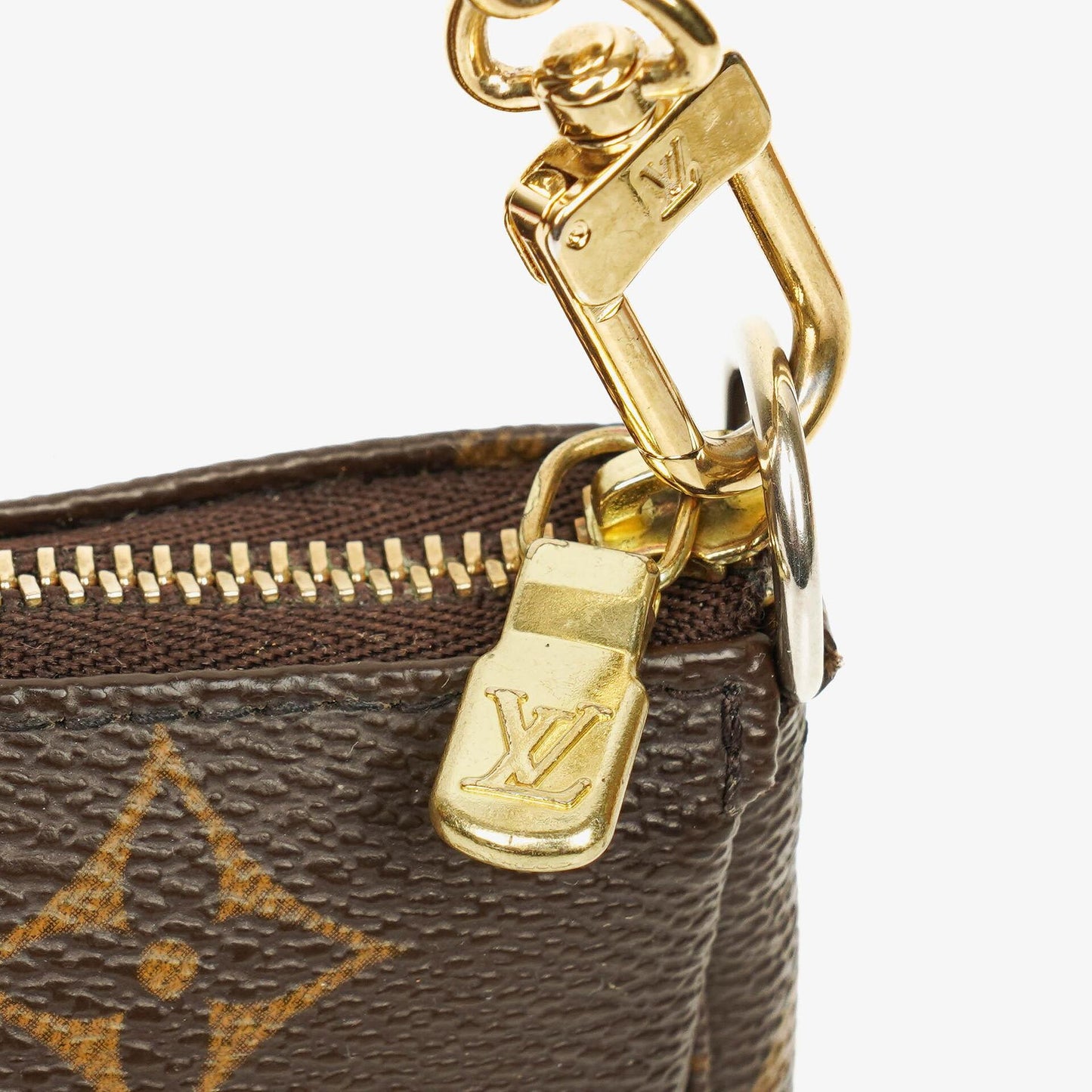 Louis Vuitton Mini Pochette Accessoires Monogram Canvas Clutch Handbag