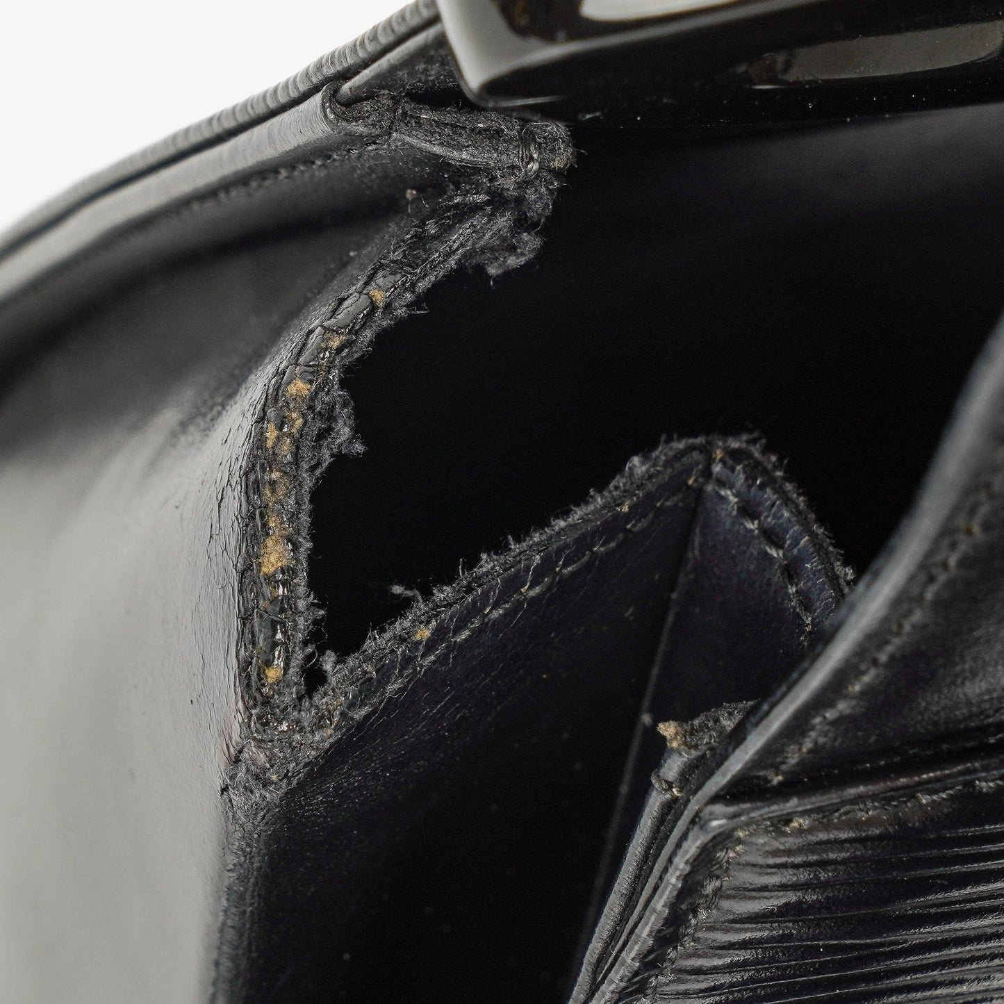 Louis Vuitton Minuit Black Epi Leather Bag