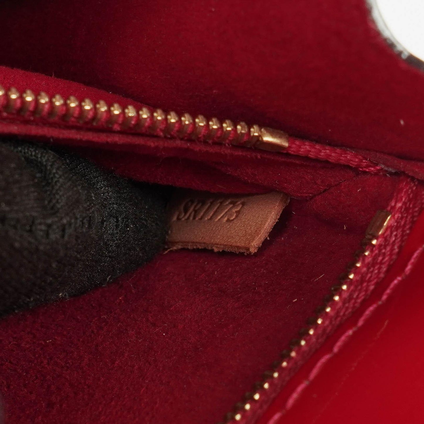 Louis Vuitton Monceau BB Vernis Handbag