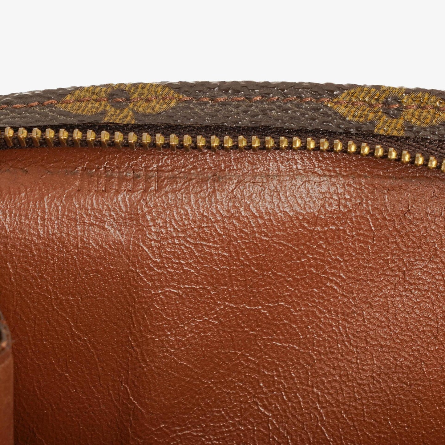 Louis Vuitton Monogram Canvas 26 Toiletry Bag