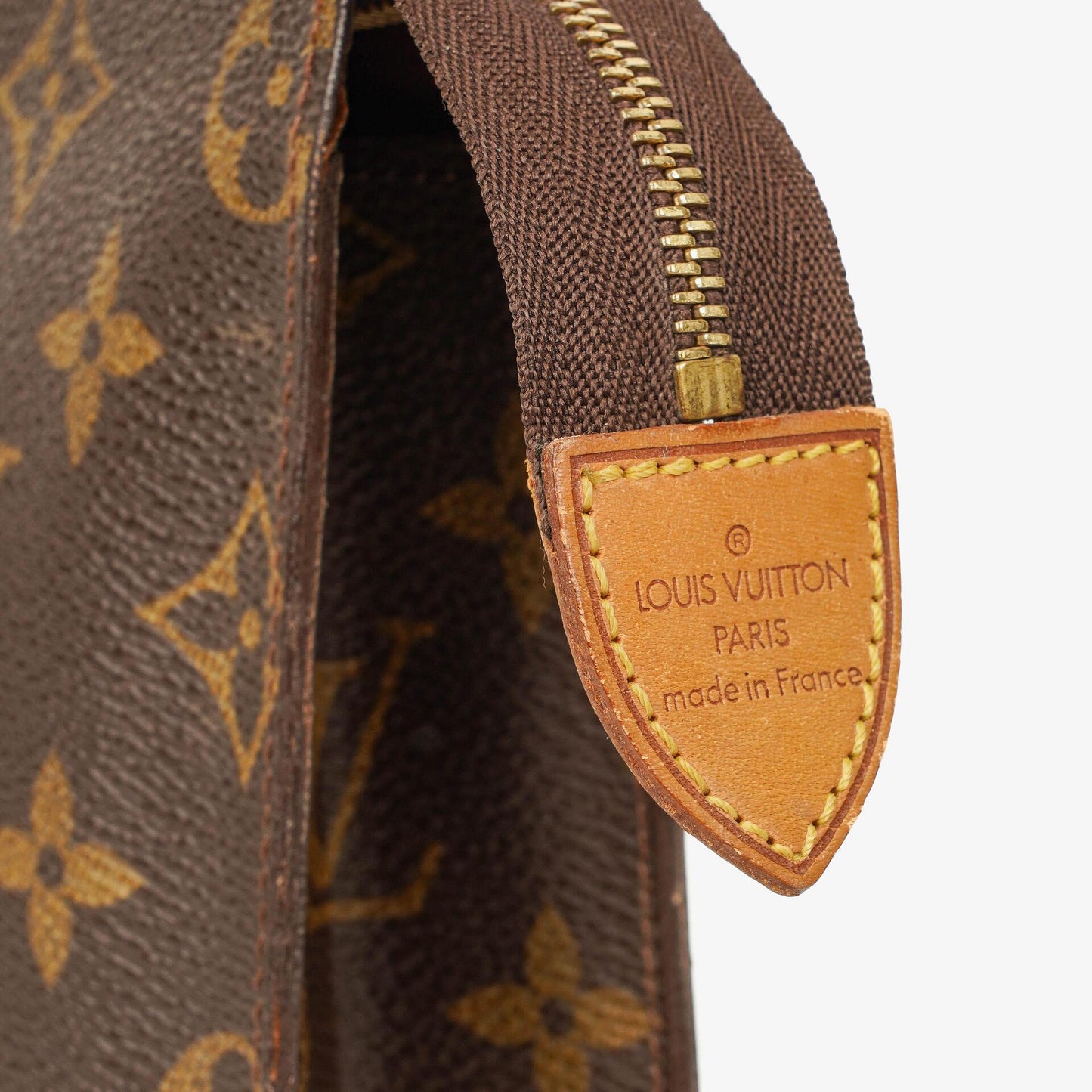 Louis Vuitton Monogram Canvas 26 Toiletry Bag