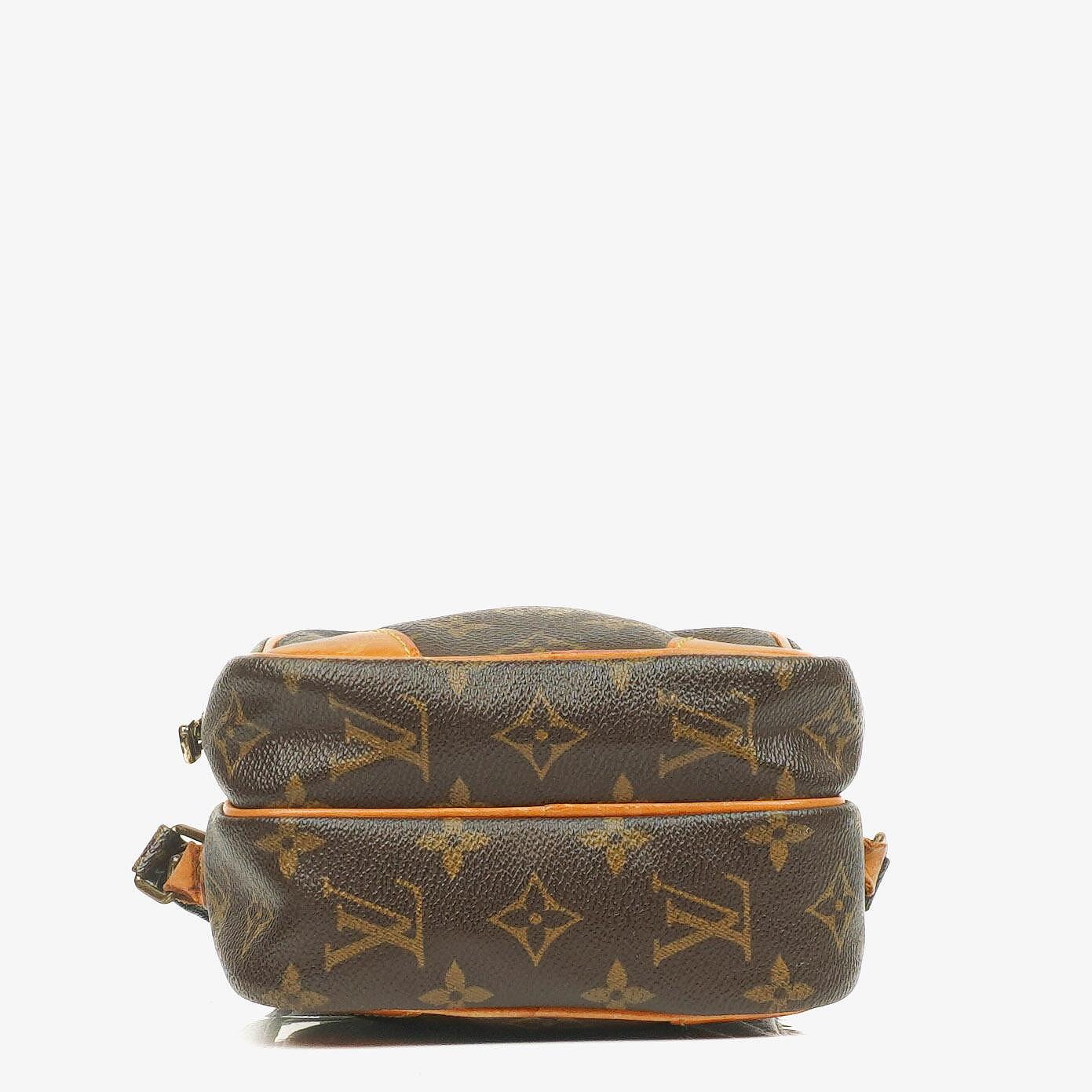 Louis Vuitton Monogram Canvas Amazone Crossbody Bag