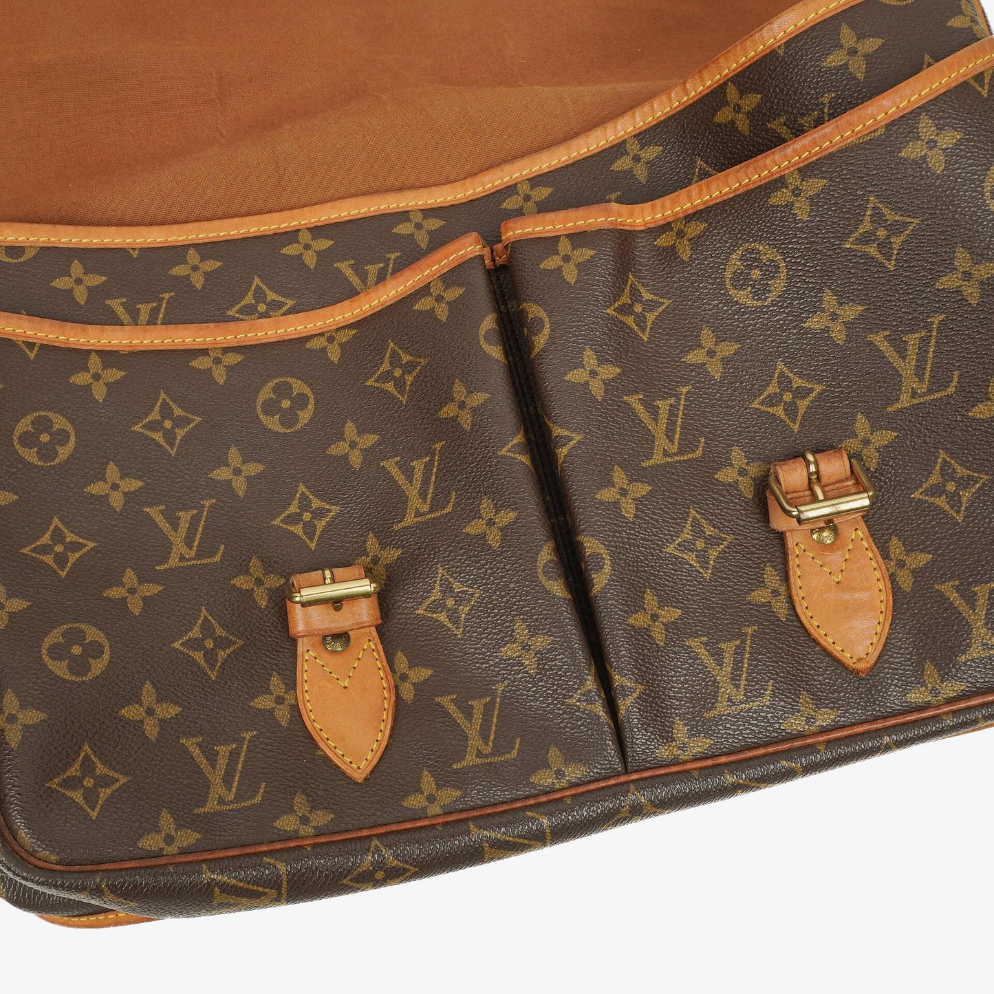 Louis Vuitton Monogram Canvas Sac Gibeciere GM