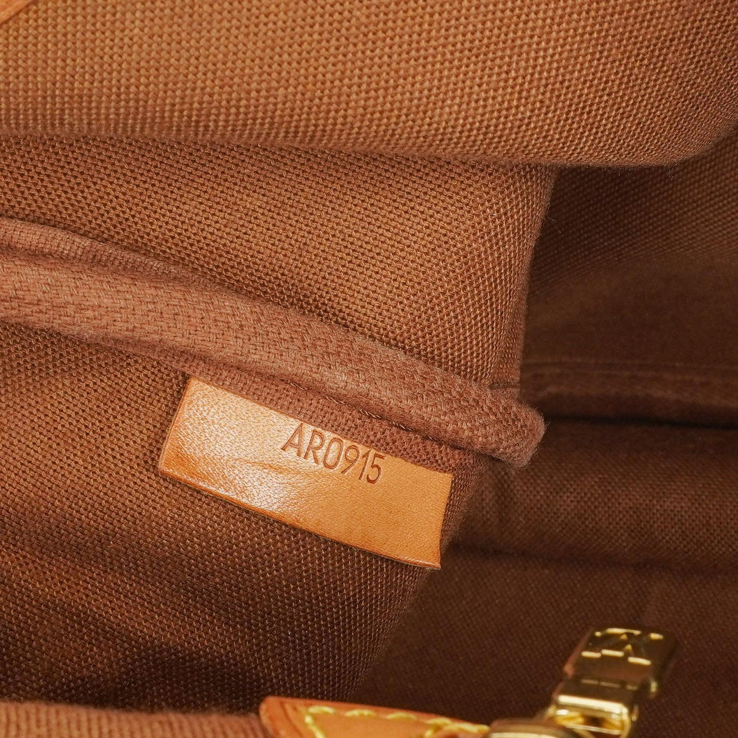 Louis Vuitton Monogram Canvas Sac Gibeciere GM