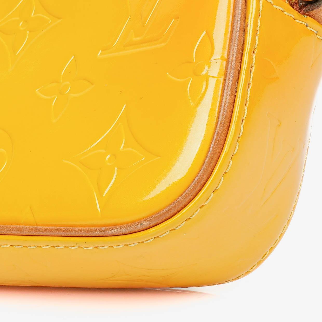 Louis Vuitton Monogram Vernis Juliette Shoulder Bag