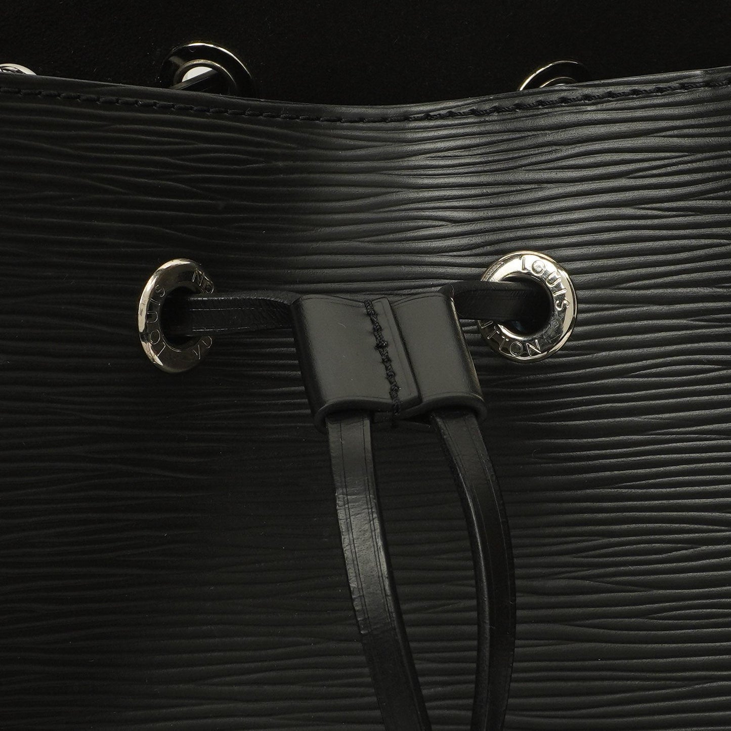 Louis Vuitton NéoNoé EPI Black Noir Drawstring Bucket Bag, 2020