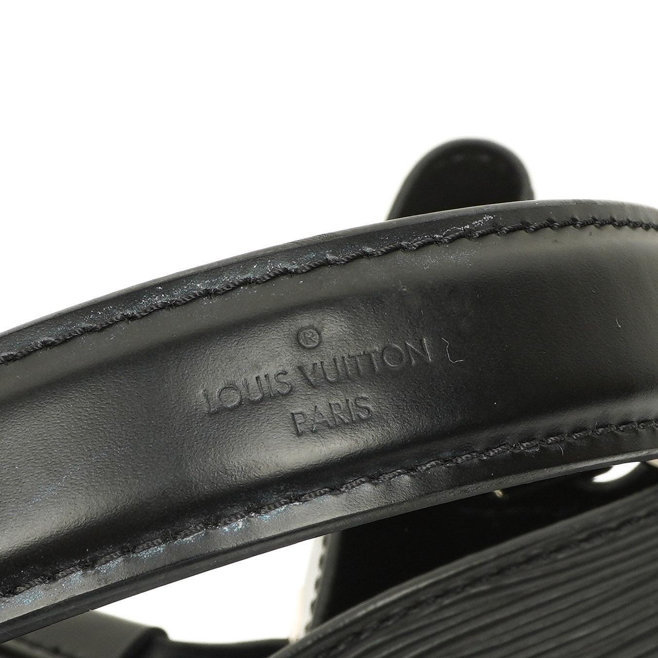 Louis Vuitton NéoNoé EPI Black Noir Drawstring Bucket Bag, 2020