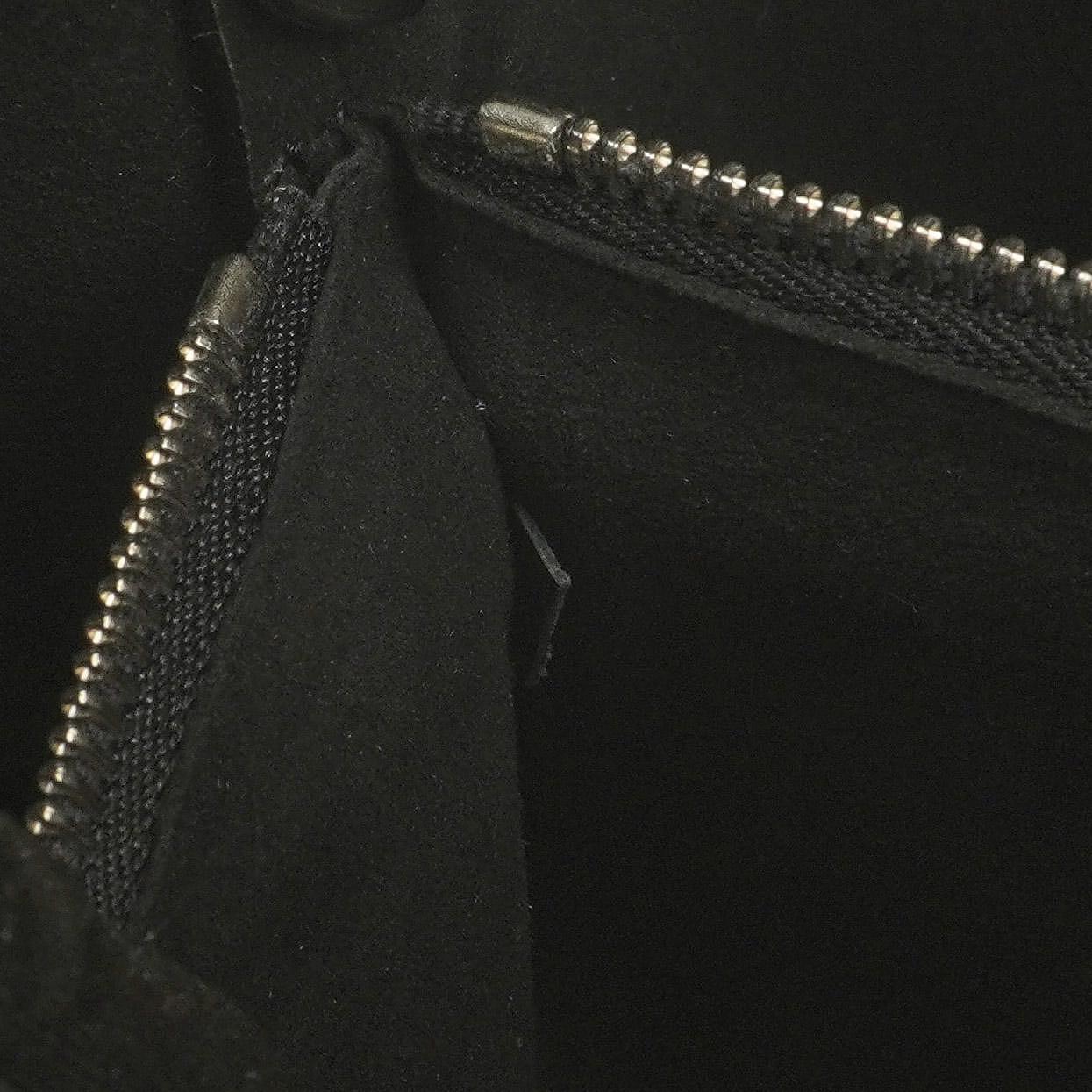 Louis Vuitton NéoNoé EPI Black Noir Drawstring Bucket Bag, 2020