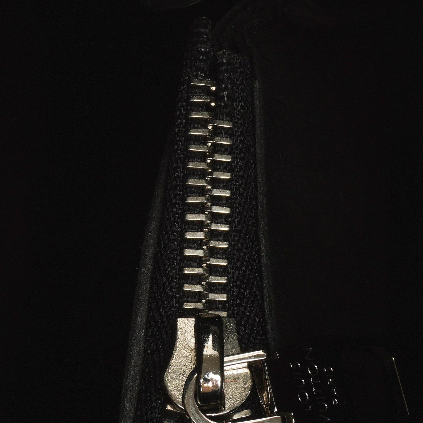 Louis Vuitton NéoNoé EPI Black Noir Drawstring Bucket Bag, 2020
