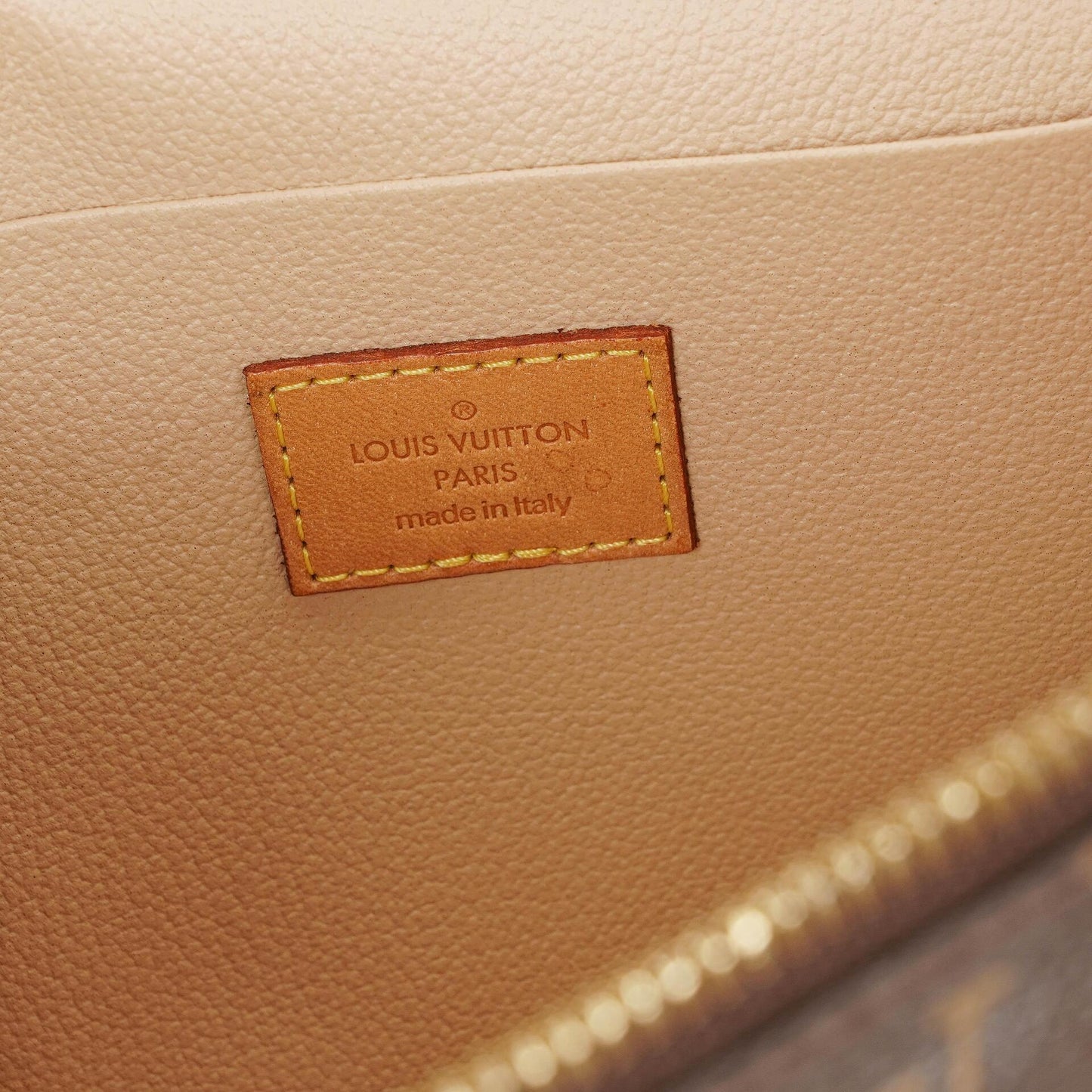 Louis Vuitton Nice BB Monogram Canvas Vanity Case