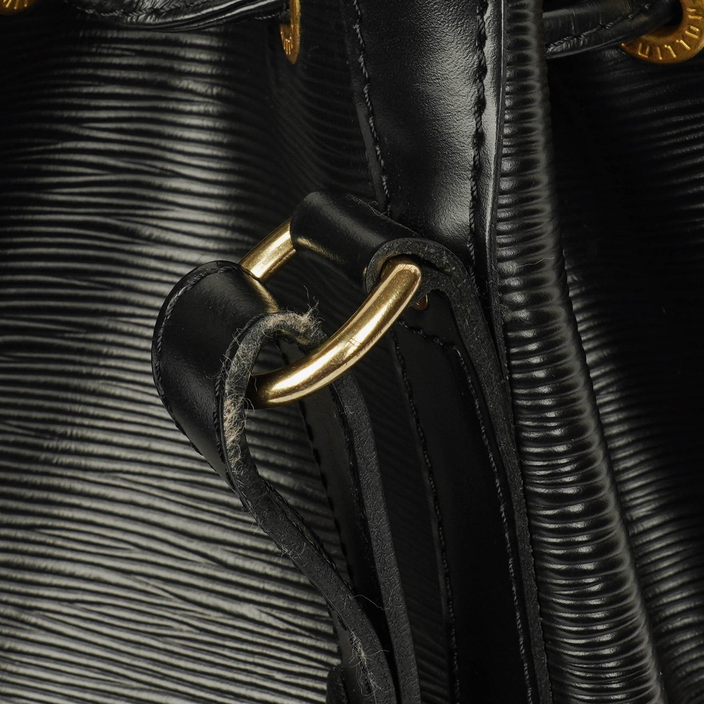 Louis Vuitton Noe GM Black EPI Leather Shoulder Bag
