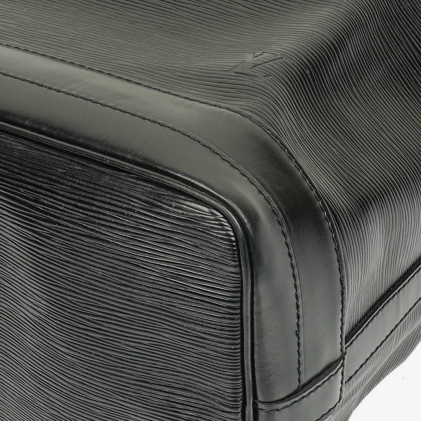 Louis Vuitton Noe GM Black EPI Leather Shoulder Bag