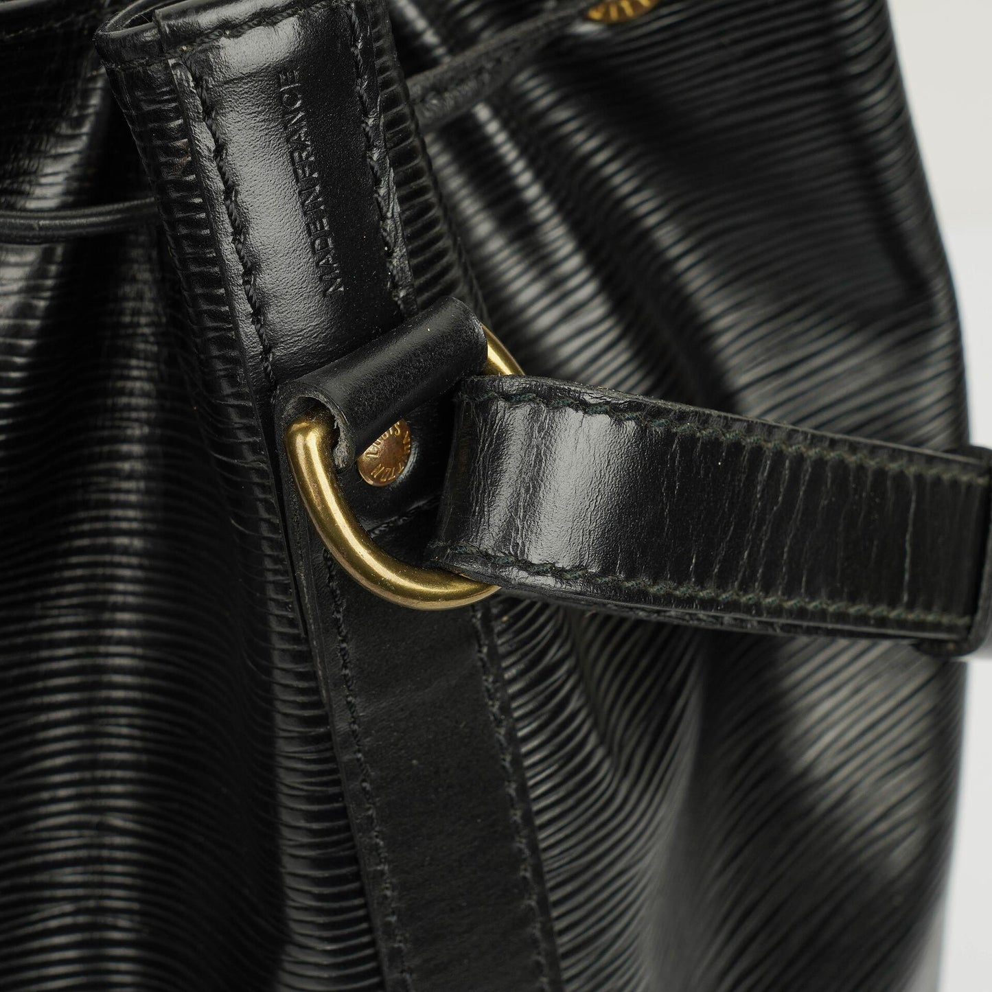 Louis Vuitton Noe GM Black EPI Leather Shoulder Bag