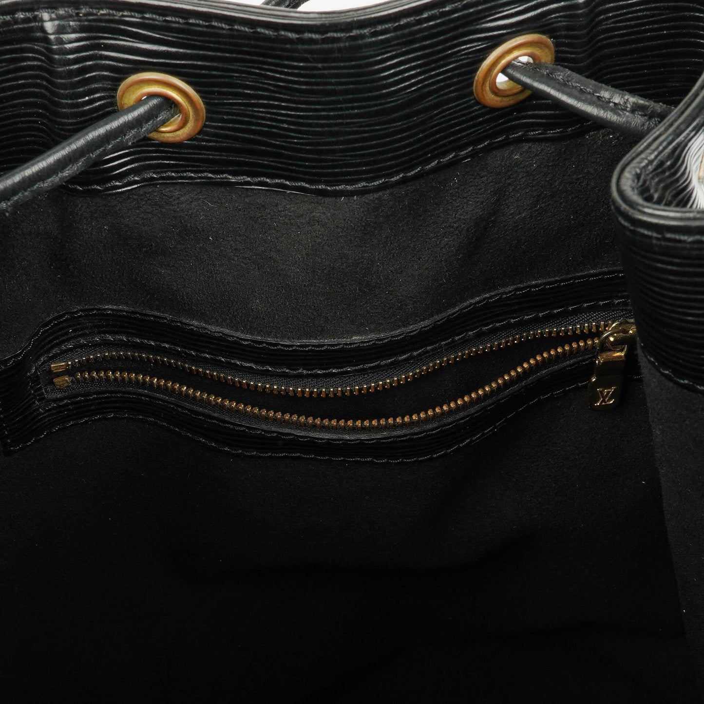 Louis Vuitton Noe GM Black EPI Leather Shoulder Bag