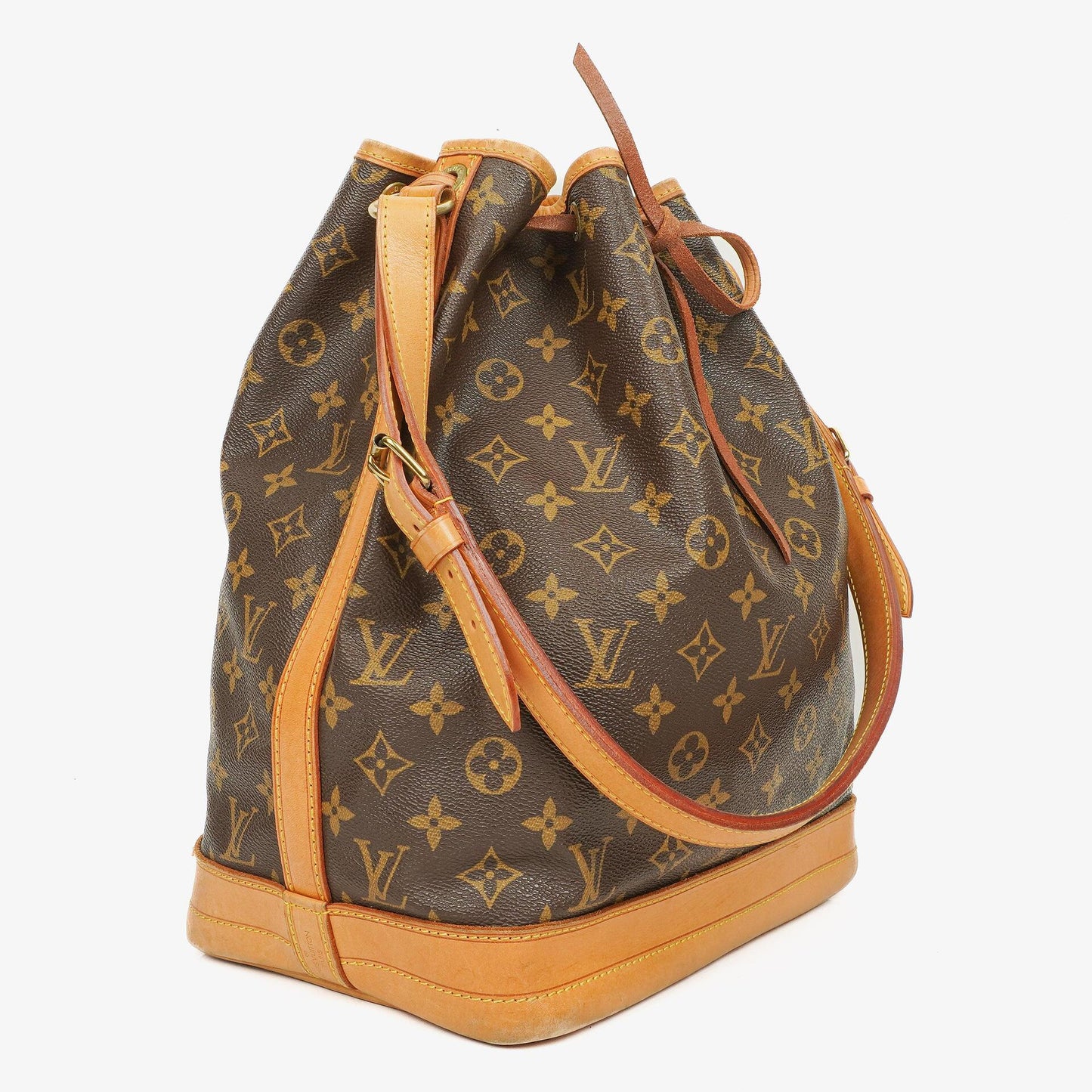 Louis Vuitton Noe GM Monogram Canvas Shoulder Bag